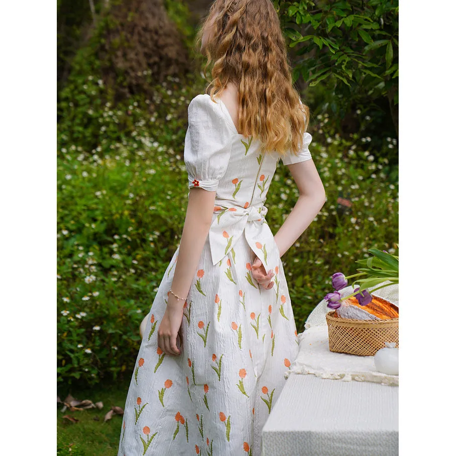 Short tops and long skirts with tulip flowers