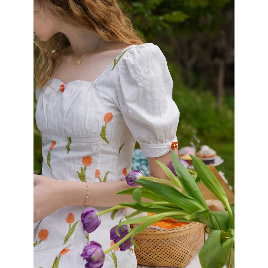 Short tops and long skirts with tulip flowers