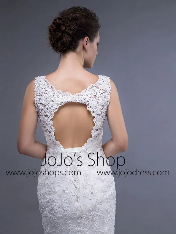 Simple Lace Fit and Flare Wedding Dress with Keyhole