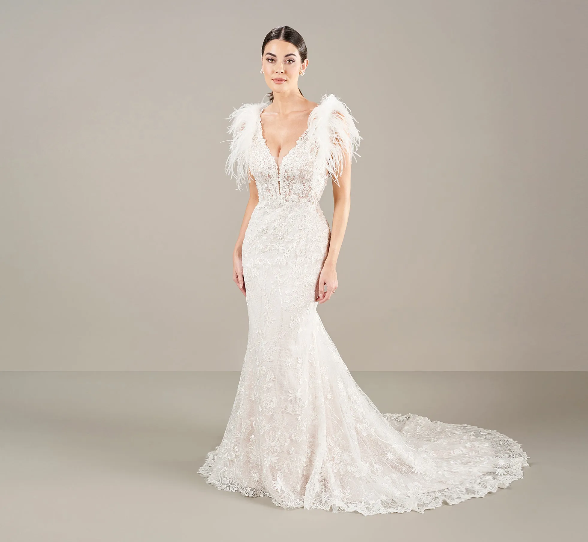 Slim Fit And Flare Gown With Detachable Feathers In Ivory Almond