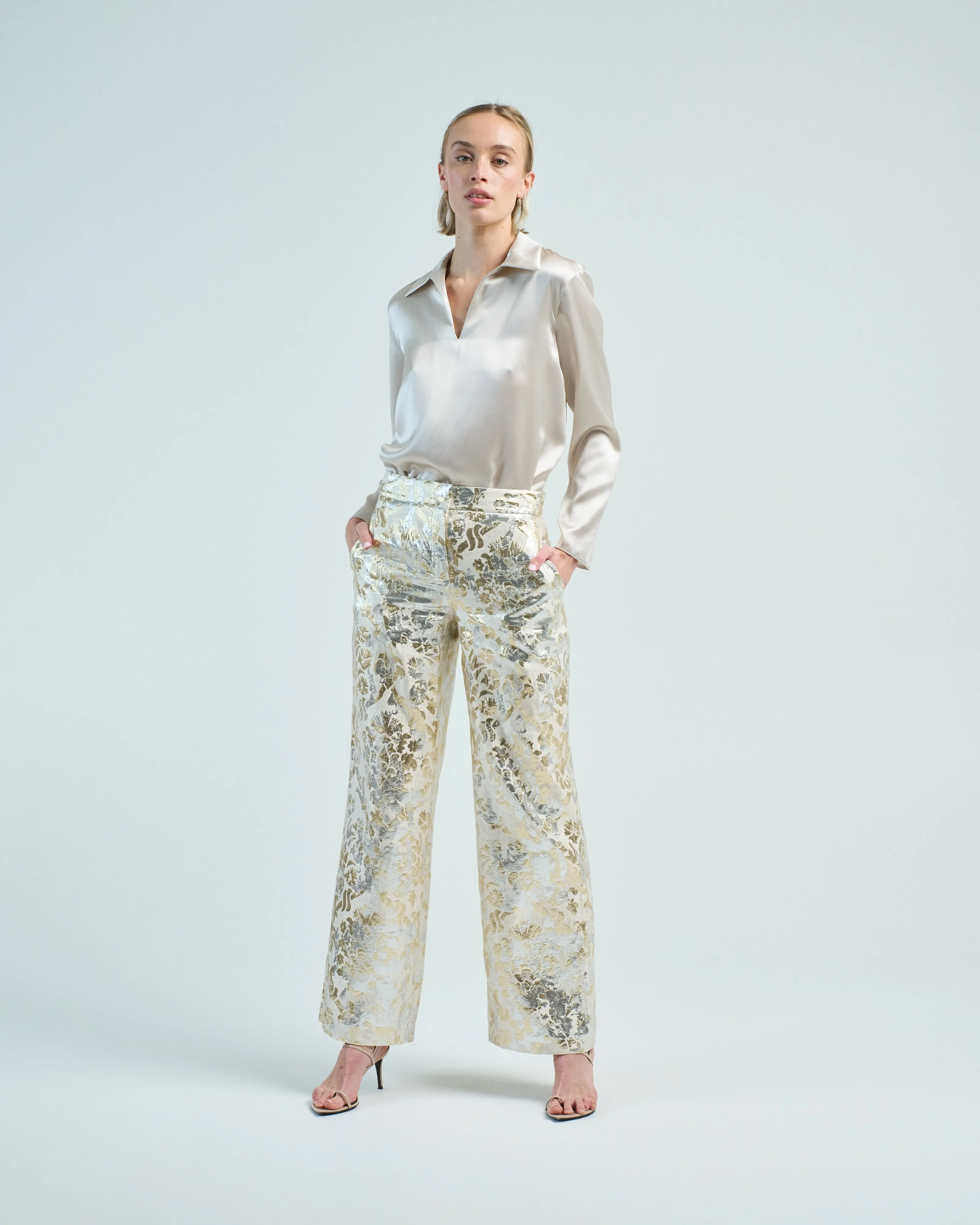 split collar popover blouse