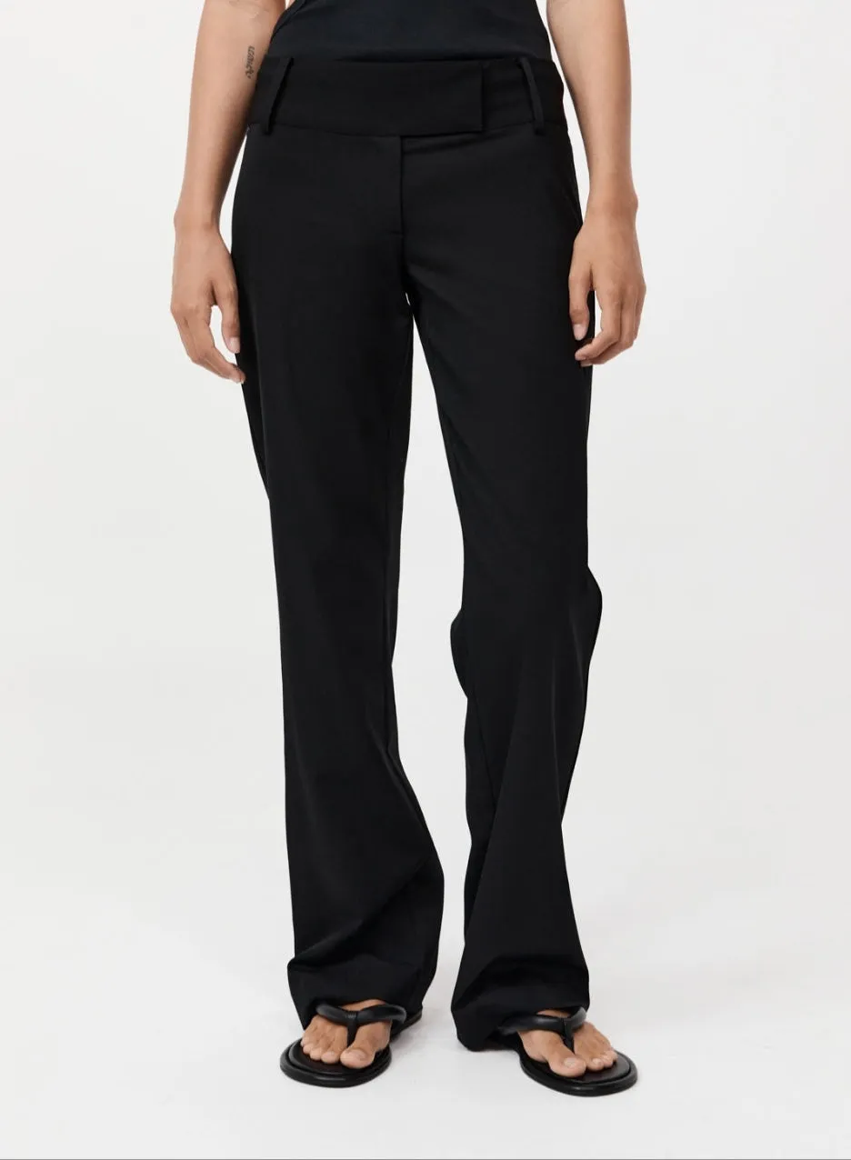 ST. AGNI | 90s Relaxed Pants