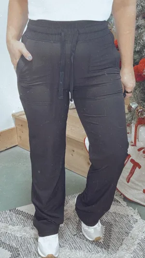 Studio Pants in Black