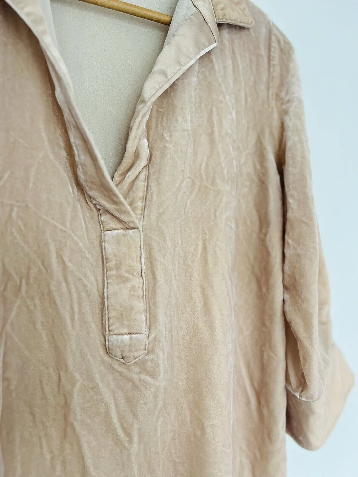 Sundance Blue Tassel 100% Silk Velvet Velour Top Tunic V Neck Collar Hi-Low