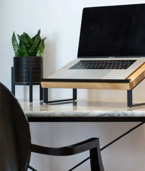 Support pour ordinateur portable en noyer ou érable
