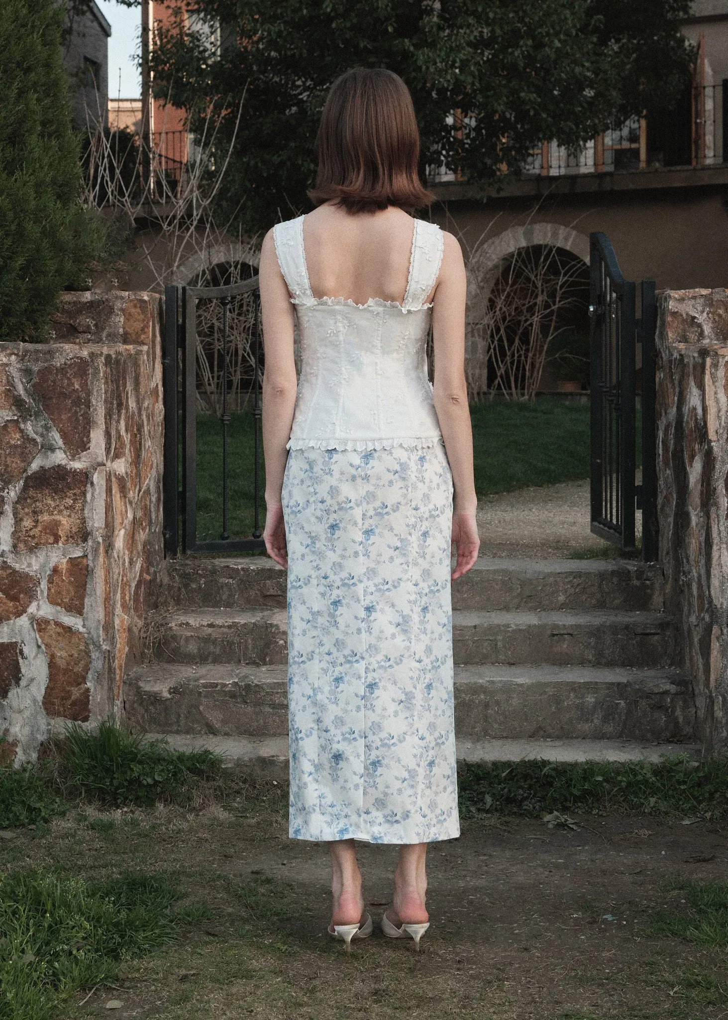 The Tulip Midi Skirt in Mermaids Shore