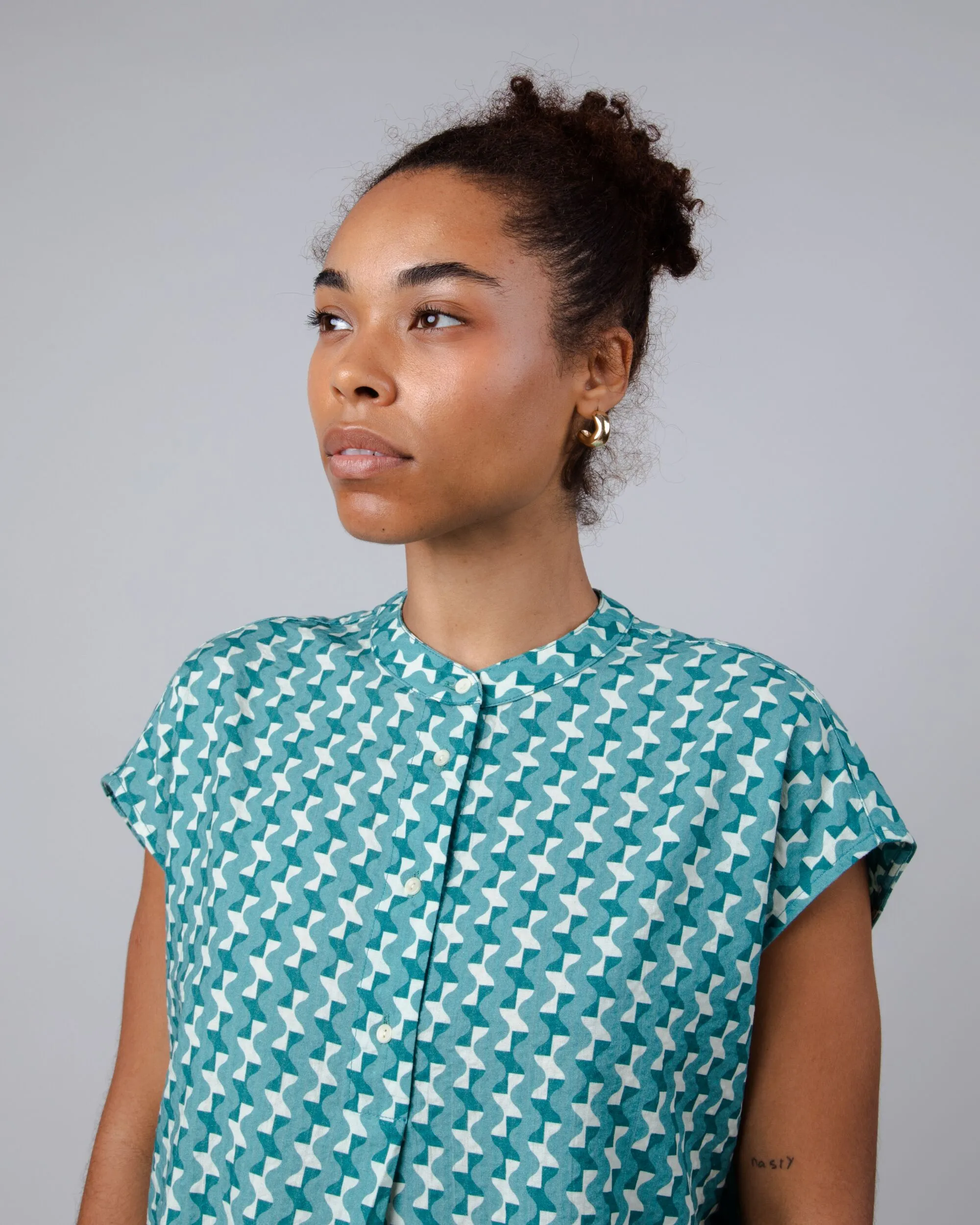Tiles Mao Blouse Blue