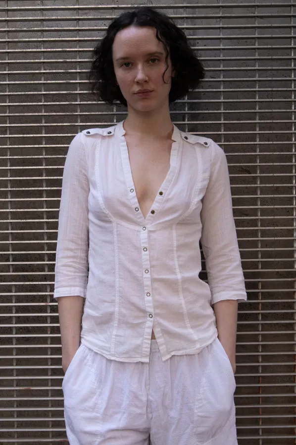V NECK BLOUSE WITH BUTTONS