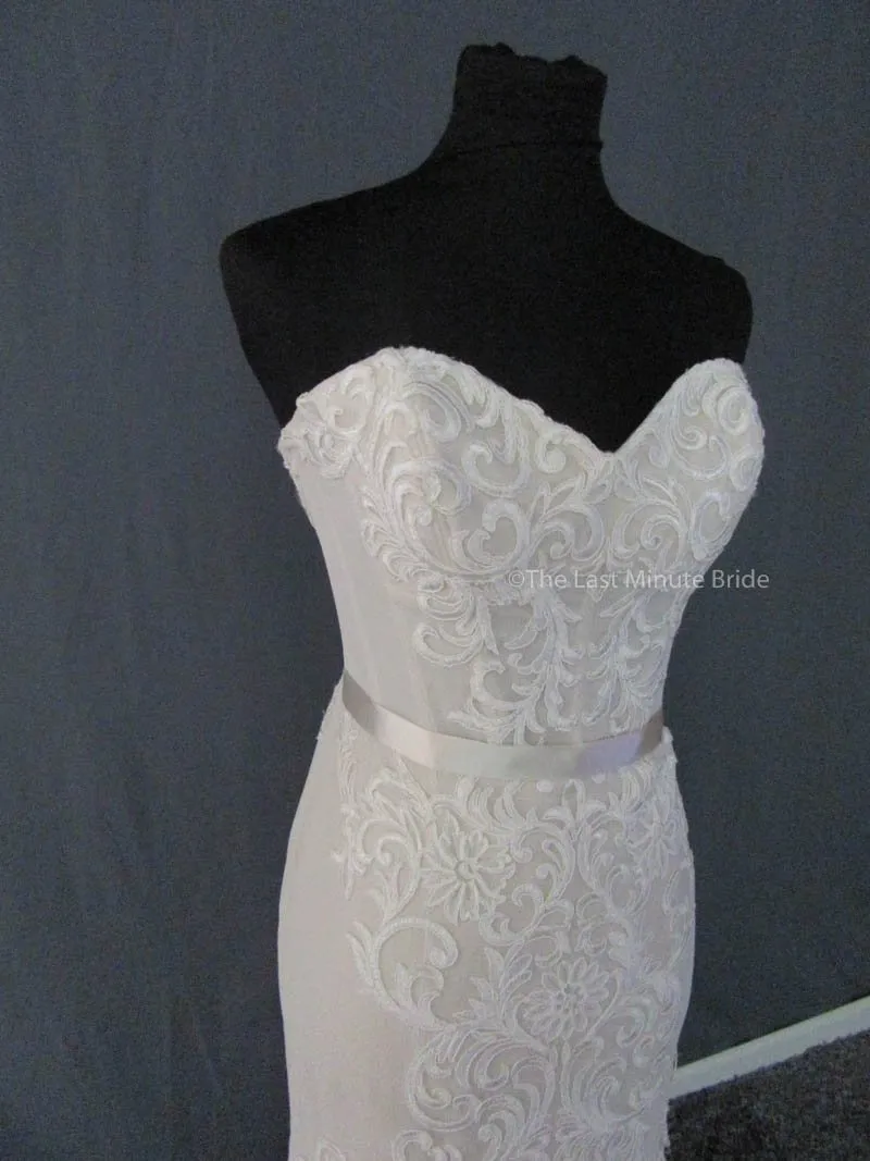 Watters Alice 1077B