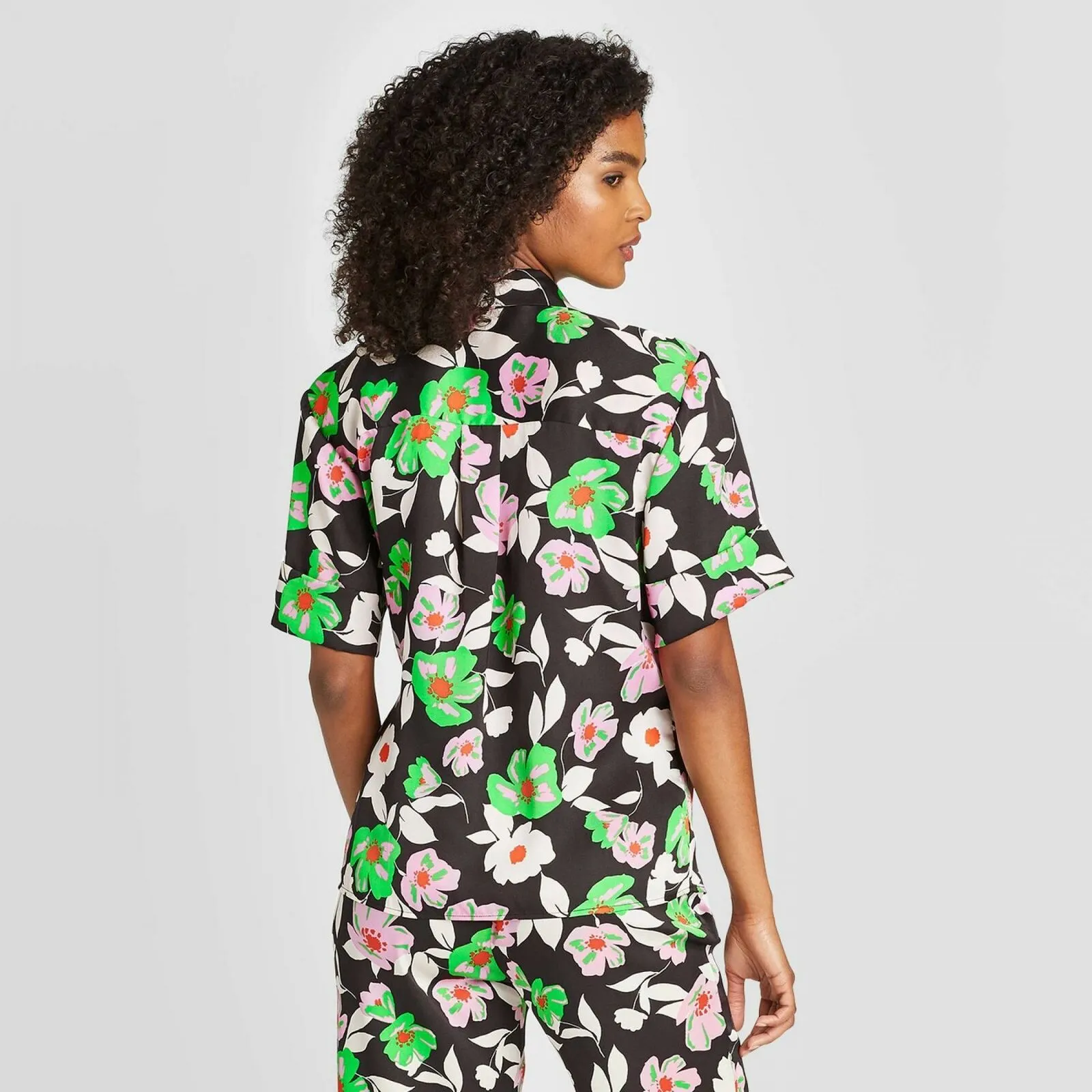 Who What Wear Women's Short Sleeve Tie Front Blouse