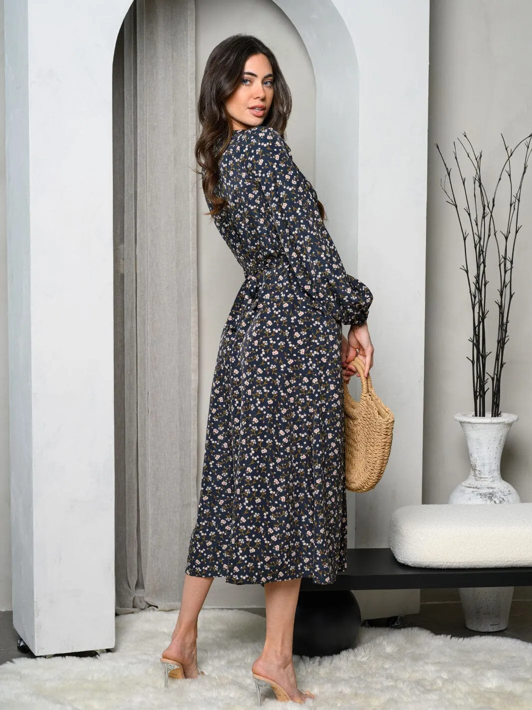 WOMEN'S LONG SLEEVE SURPLICE FRONT POCKETS FLORAL MIDI DRESS
