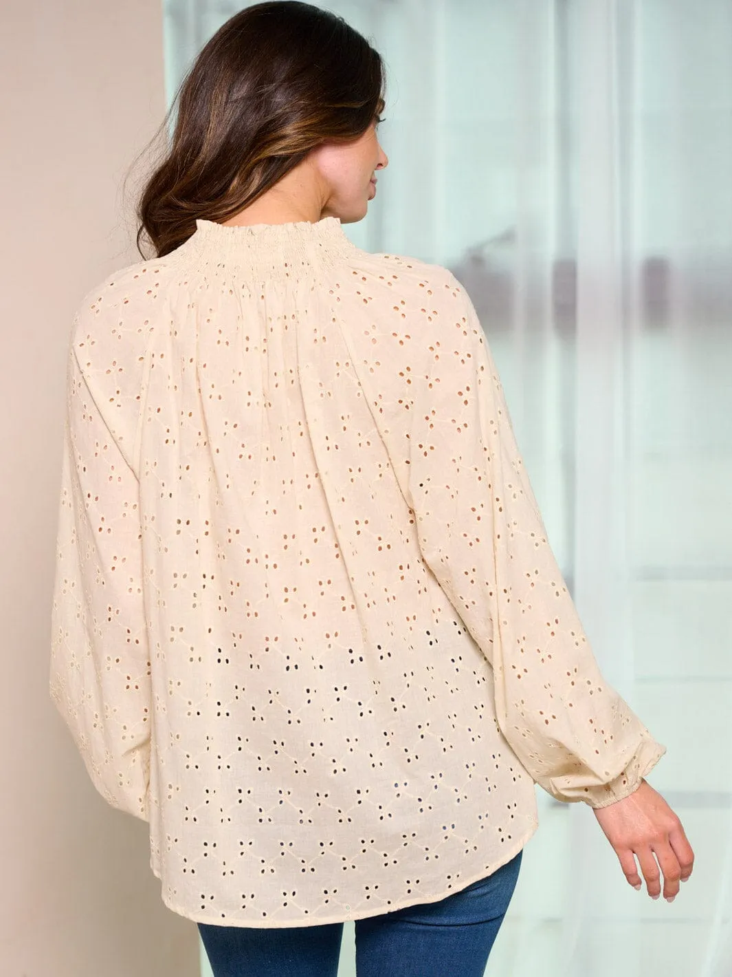 WOMEN'S LONG SLEEVE V-NECK EYELET BLOUSE TOP