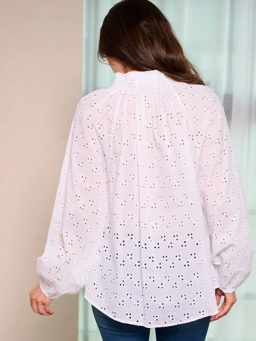 WOMEN'S LONG SLEEVE V-NECK EYELET BLOUSE TOP