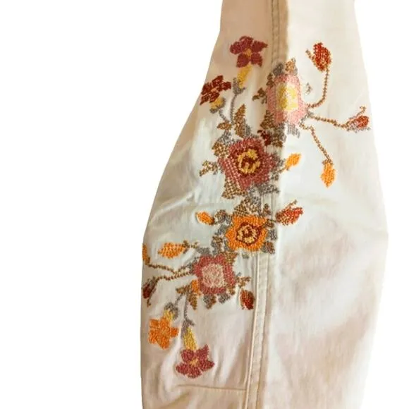 Y2K Vintage Capris Sz 3 Ivory HAND EMBROIDERED Floral Flowers Bohemian Boho