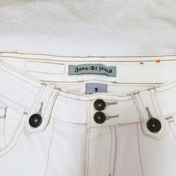 Y2K Vintage Capris Sz 3 Ivory HAND EMBROIDERED Floral Flowers Bohemian Boho
