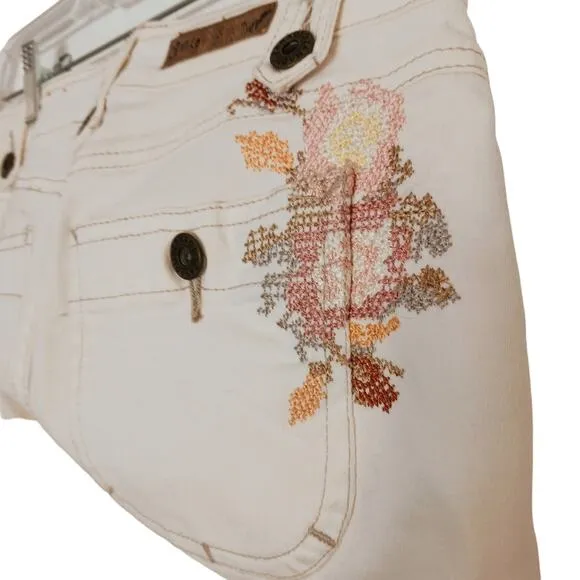 Y2K Vintage Capris Sz 3 Ivory HAND EMBROIDERED Floral Flowers Bohemian Boho