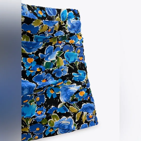 Zara FLORAL PRINT Pleated Asymmetrical Front MINI SKIRT Blue/Green Size M NEW